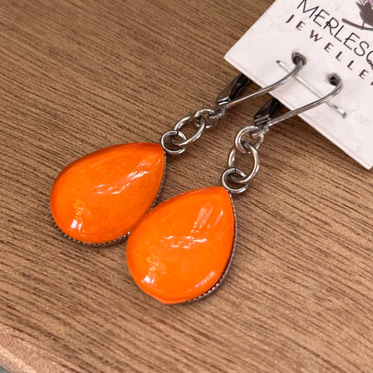 ORANGE TEARDROP EARRINGS