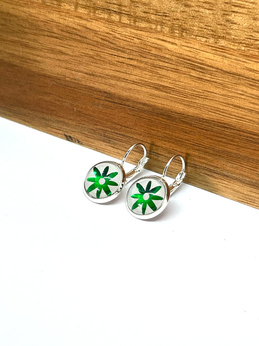 Emerald green metallic daisy glass dome earrings 