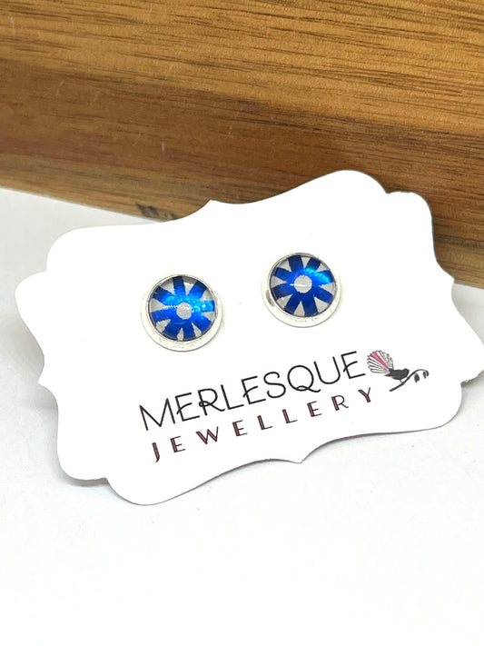 SAPPHIRE BLUE & GREY DAISY STUDS